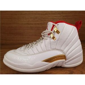Air Jordan 12